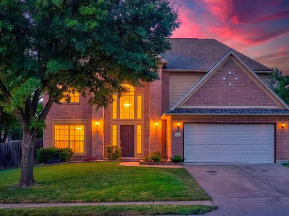 922 Indian Run Dr, Pflugerville, TX 78660