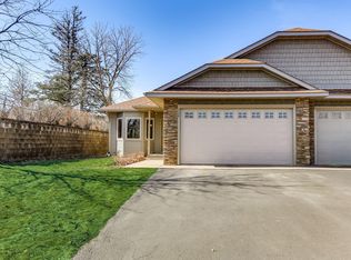 1138 W Maple St, River Falls, WI 54022