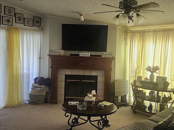 2nd image of 3430 Ivy Ln