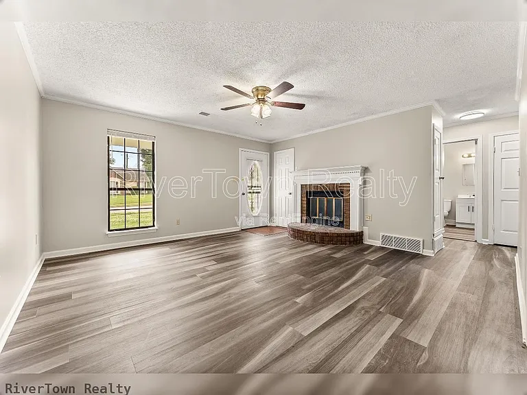 4585 Berrypick Ln S — Photo 19