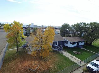 408 Chestnut Ave, Glendive, MT 59330
