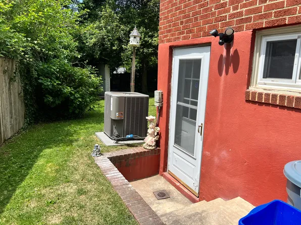 10230 Conover Dr, Silver Spring, MD 20902