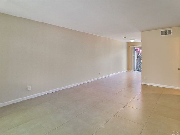 4th image of 5338 Lake Lindero Dr