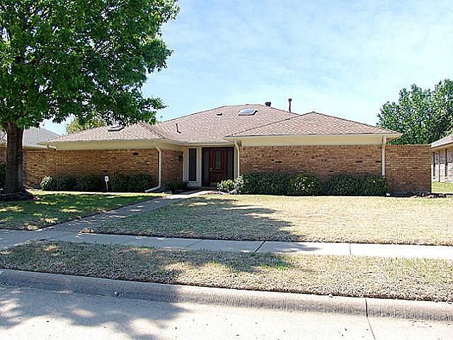 1st image of 2412 Morning Glory Dr