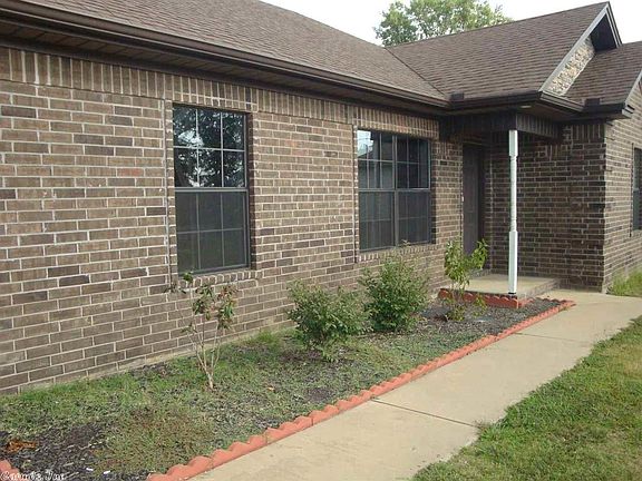 5th image of 104 Olyvia Cir