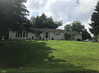 126 Edgewood Dr, Bardstown, KY 40004