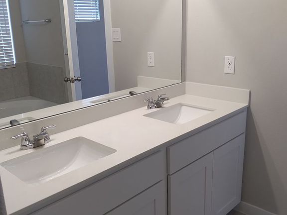 5th image of 6132 Hornwood Dr