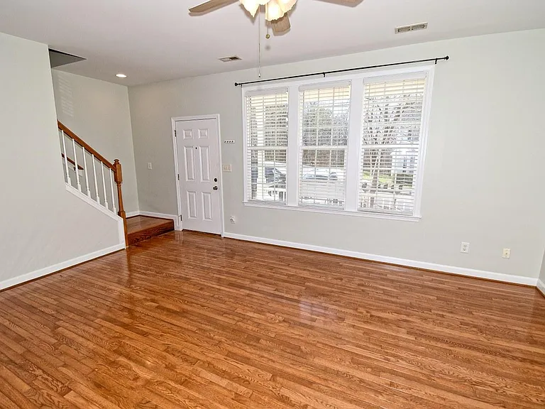 2245 Long Pine Ln — Photo 3