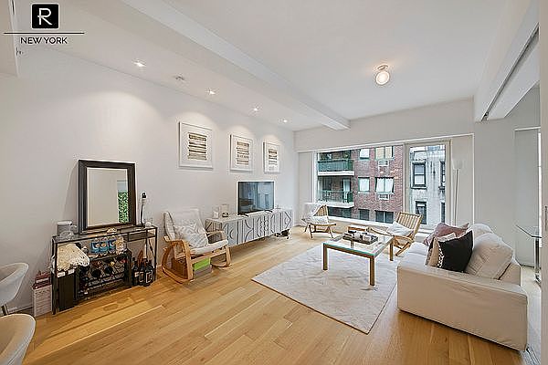 1st image of 318 W 52nd St APT 3G