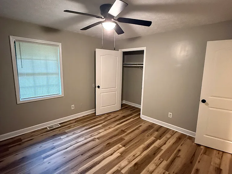 6379 Skyline Dr — Photo 8