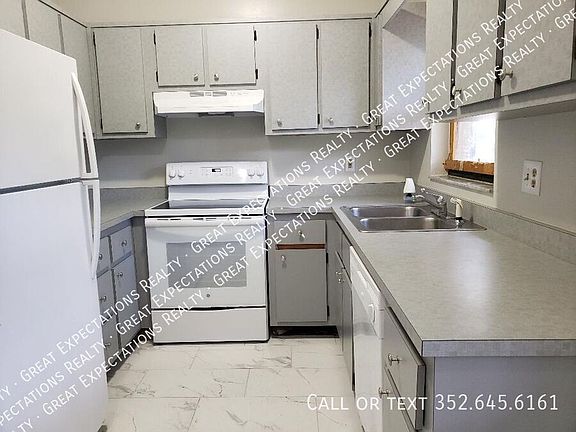 3rd image of 3431 NE 56th Ave