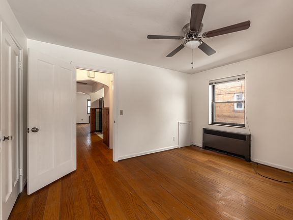 4th image of 3941 Millsbrae Ave #A
