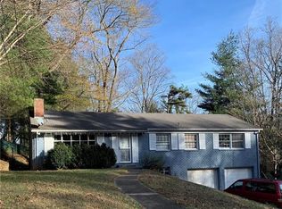 14 Clearbrook Rd, Asheville, NC 28805