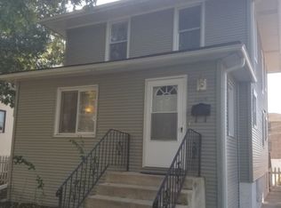 3324 Wisconsin Ave, Berwyn, IL 60402