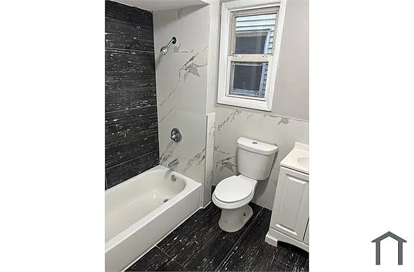 Building Photo - 118 N 16th St #1