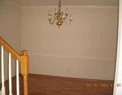 FORMAL DINING