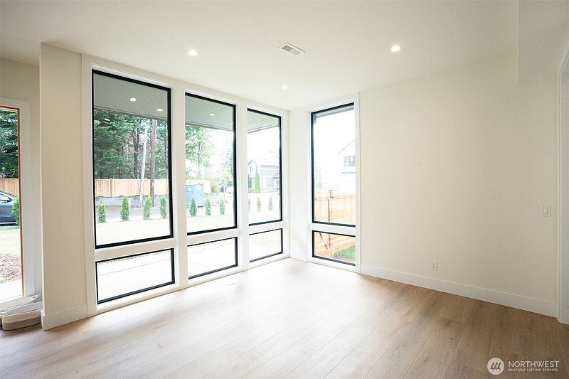 5th image of 11448 SE 84th Lane
