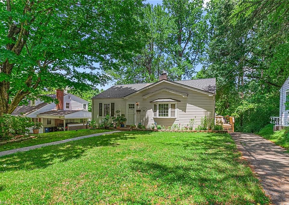 1st image of 731 W Banner Ave