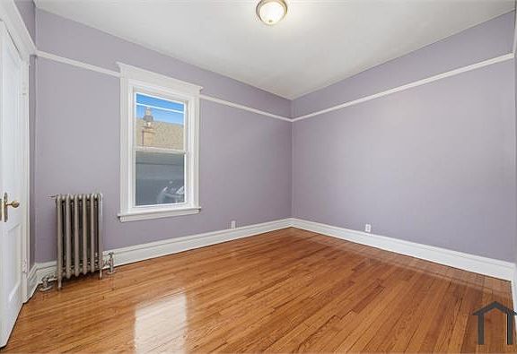 5th image of 7442 S Langley Ave #2F