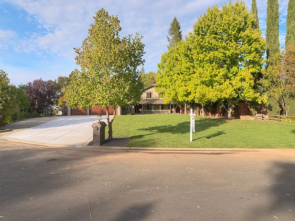 2nd image of 8673 Hodge Pl