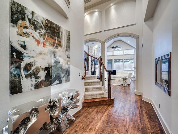 4th image of 2504 Carroll Ct