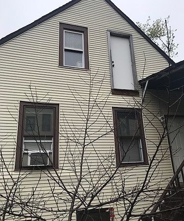 2nd image of 3145 N Oakley Ave #Ch