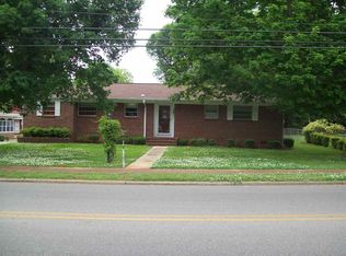 618 Cherry St, Talladega, AL 35160