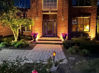 2910 Ryan Dr, New Lenox, IL 60451