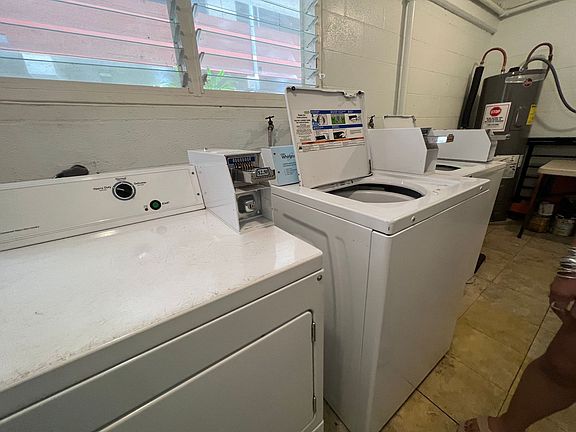 3rd image of 449 Kuamoo St APT 304