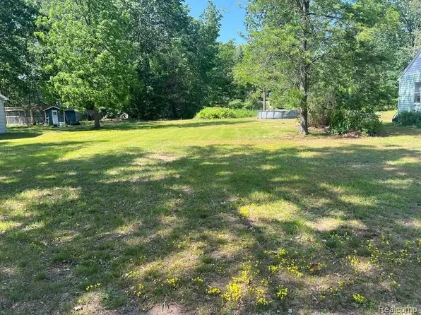 0 Chestnut St, Houghton Lake, MI 48629