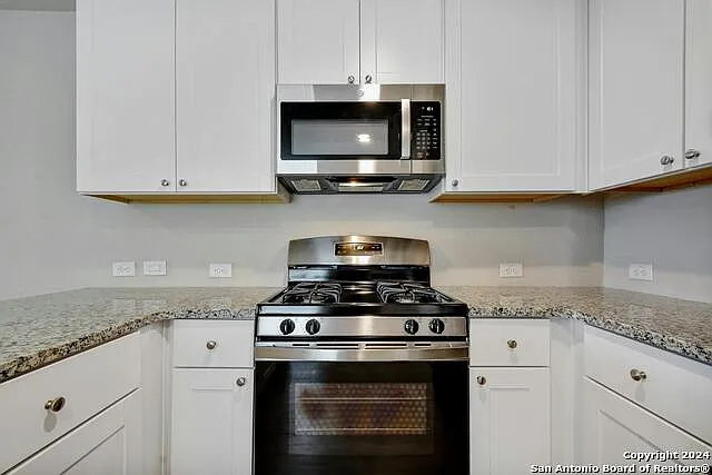 4250 Thalweg Way — Photo 5