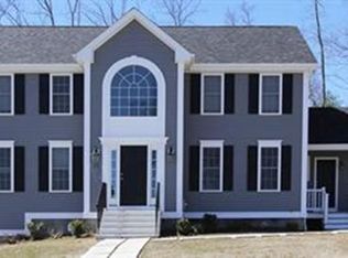 4 Amherst Dr, Auburn, MA 01501