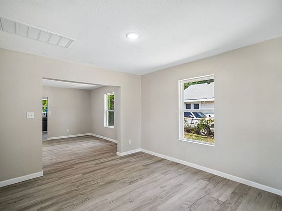 4th image of 3808 S 28th West Ave