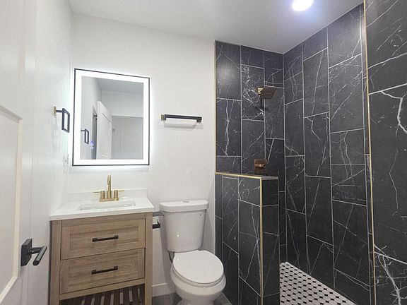 4th image of 3715 S 126th Drive