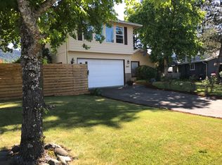 3447 W Normandy Ave, Roseburg, OR 97471