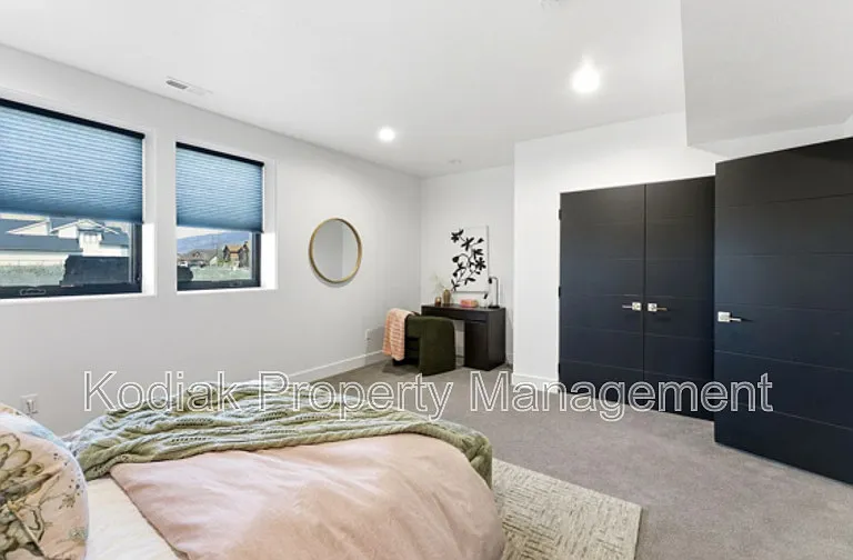 454 S Buffalo Ranch Rd W — Photo 32