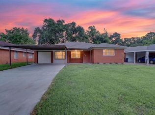 206 Mockingbird Ln, Pasadena, TX 77502