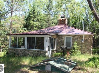 3754 Rearing Pond Trl, Glennie, MI 48737