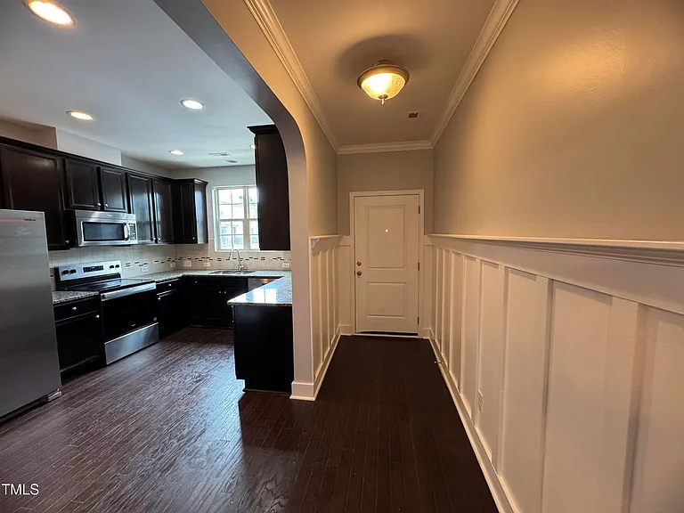 748 Wickham Ridge Rd — Photo 6