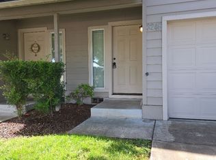 3246 Avenue C, White City, OR 97503