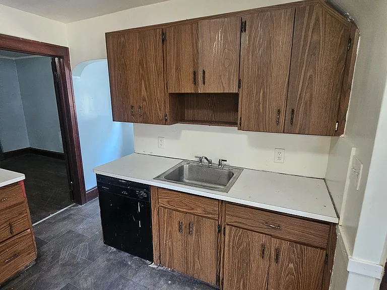 20150 Goller Ave — Photo 5