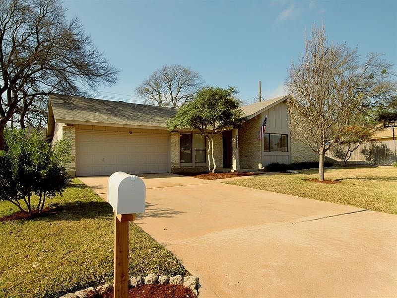 2nd image of 11120 Alhambra Dr