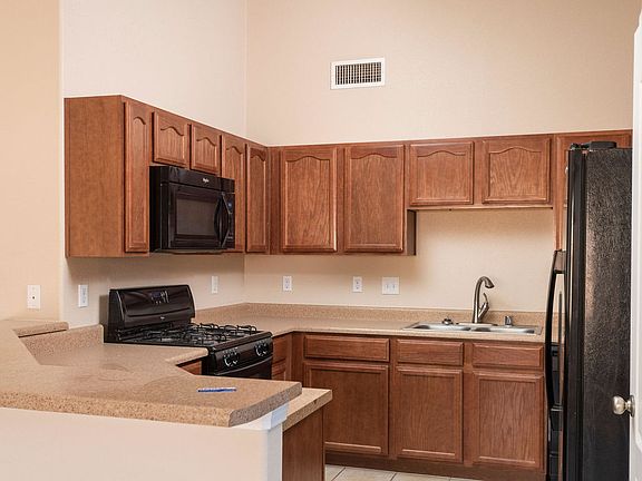 4th image of 2885 San Elizario Ct