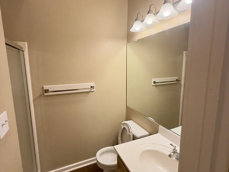 8350 Piney Shores Dr — Photo 12