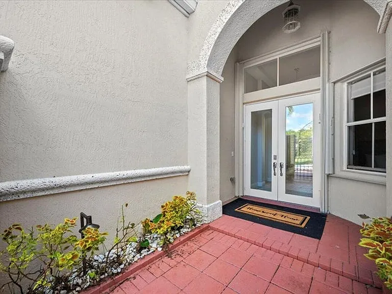 7557 Preserve Dr — Photo 11