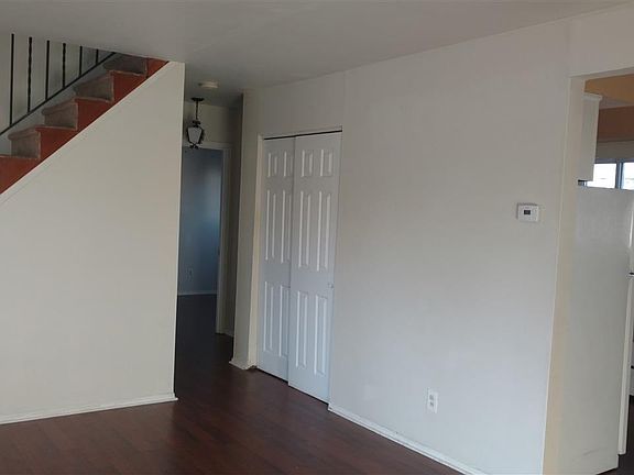 4th image of 100 Colwick Dr