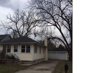 231 Triggs Ave, Elgin, IL 60123