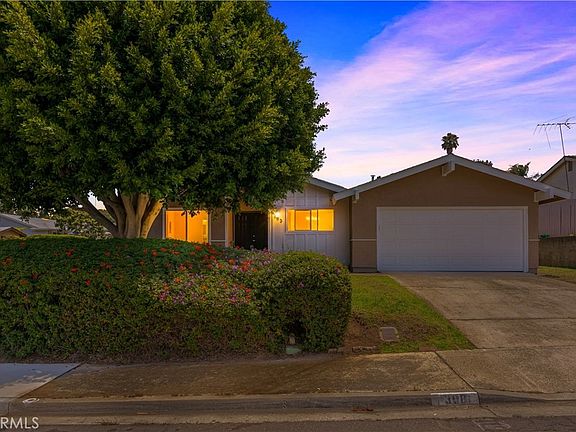 3rd image of 308 Retreat Ct