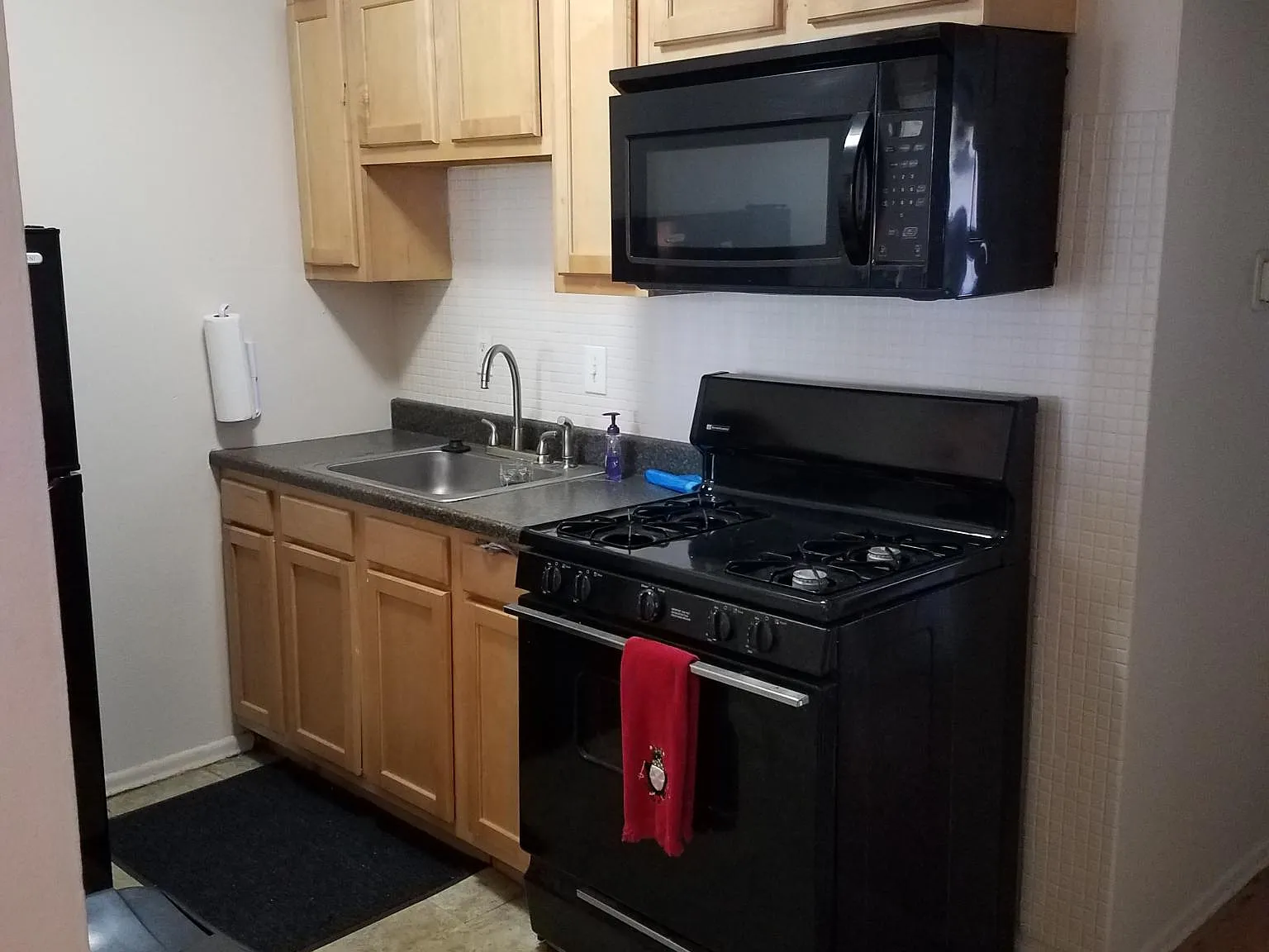 Maplewood Square Apartments — Photo 2