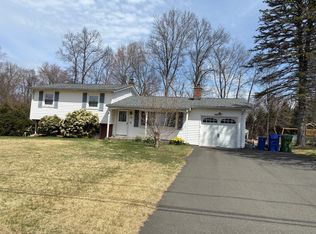 48 Nicholas Rd, Wallingford, CT 06492